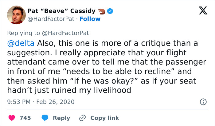 Guy Gets His Laptop Obliterated By A Passenger As He Reclines His Seat, Folks Talk Plane Etiquette