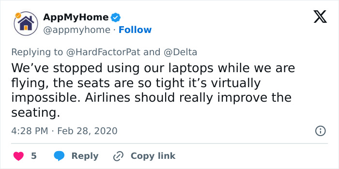 Guy Gets His Laptop Obliterated By A Passenger As He Reclines His Seat, Folks Talk Plane Etiquette