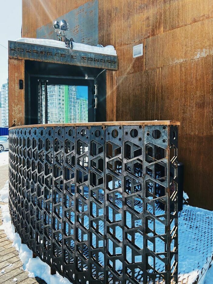 I Spent Two Years Making An Immersive Space With My Own Hands