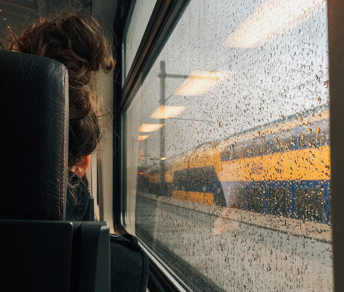 Women Demand Younger Passenger Give Up Her Seat, Regret It After Conductor Gets Involved Women Demand Younger Passenger Give Up Her Seat, Regret It After Conductor Gets Involved