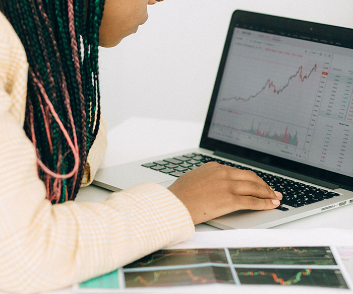 Company Boasts About $5 Billion Profit, Gives Worker 18-Cent Raise Company Boasts About $5 Billion Profit, Gives Worker 18-Cent Raise