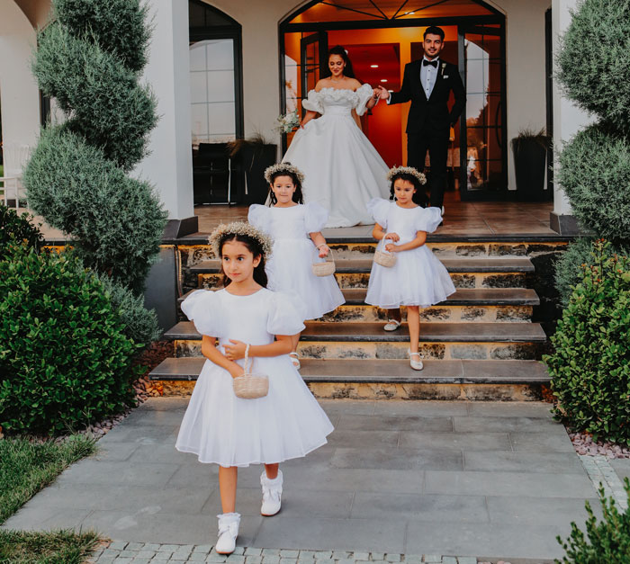 Man Guilted For Leaving Sister&rsquo;s Wedding Over Son&rsquo;s Exclusion, Asks The Internet For Help