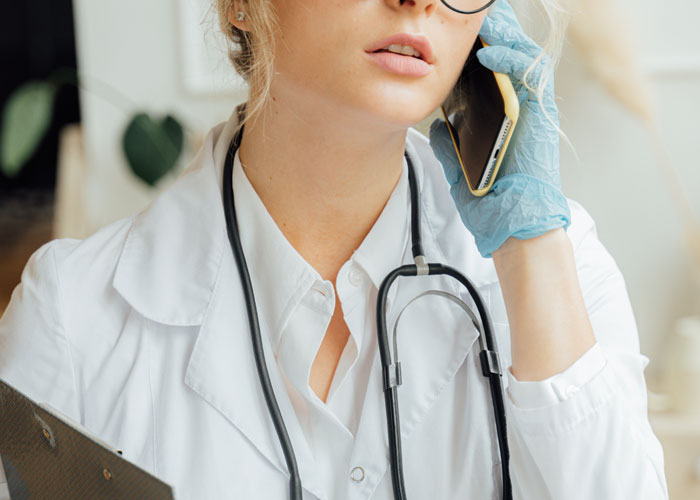 30 Rich Women Who Work From Home Share What They Do For A Living