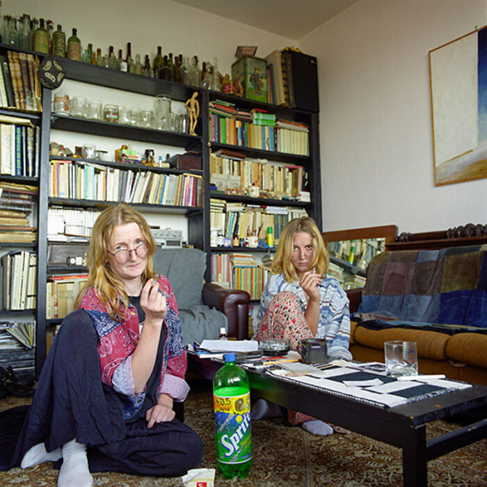 Photographer Transforms To Join Other Strangers' Family (72 New Pics)