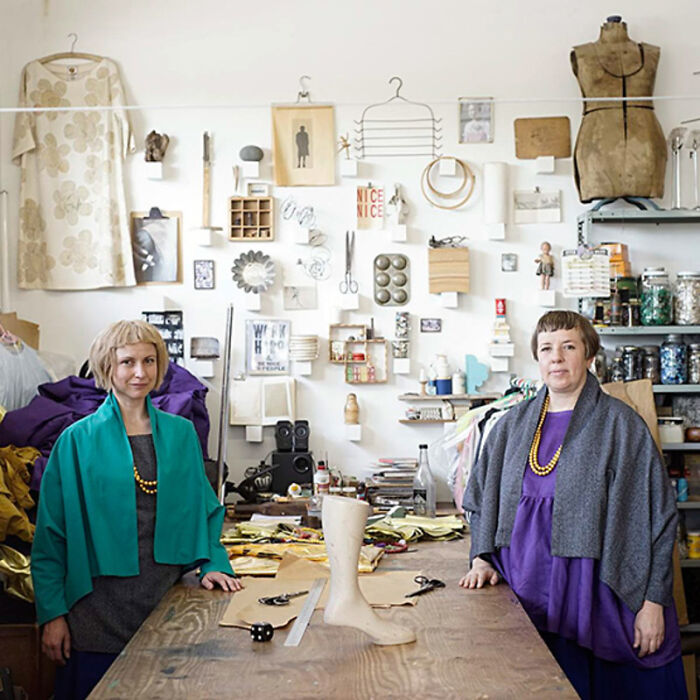 Photographer Transforms To Join Other Strangers' Family (72 New Pics)