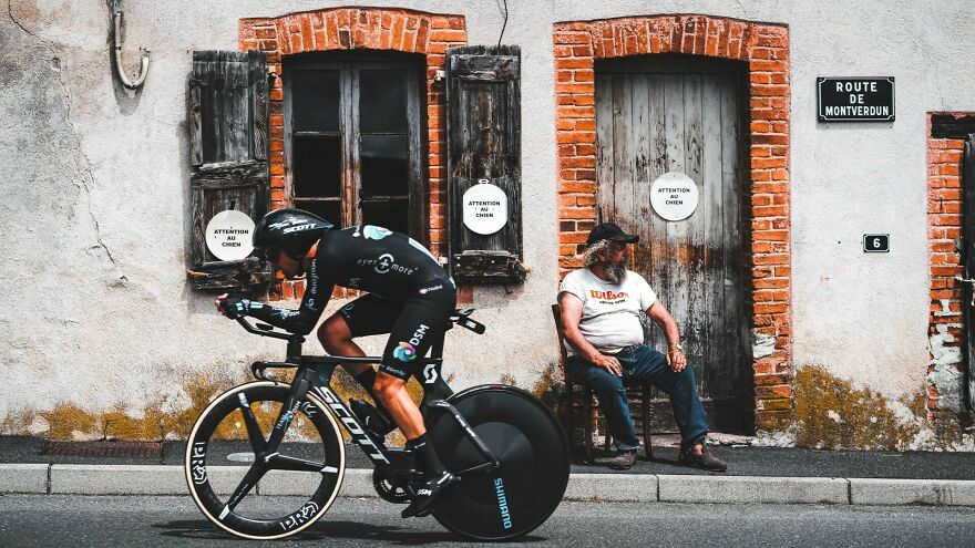 Cycling - Category Winner, Gold: "Xavier Pereyron" By Xavier Pereyron