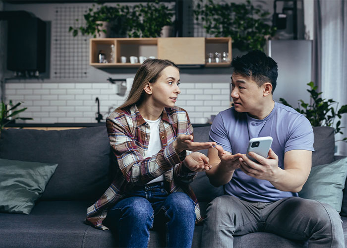 &ldquo;Completely Separate&rdquo;: Woman Is Worried About Fianc&eacute;&rsquo;s Desire To Not Share Income