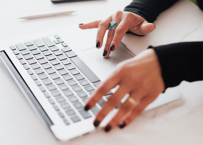 30 Rich Women Who Work From Home Share What They Do For A Living