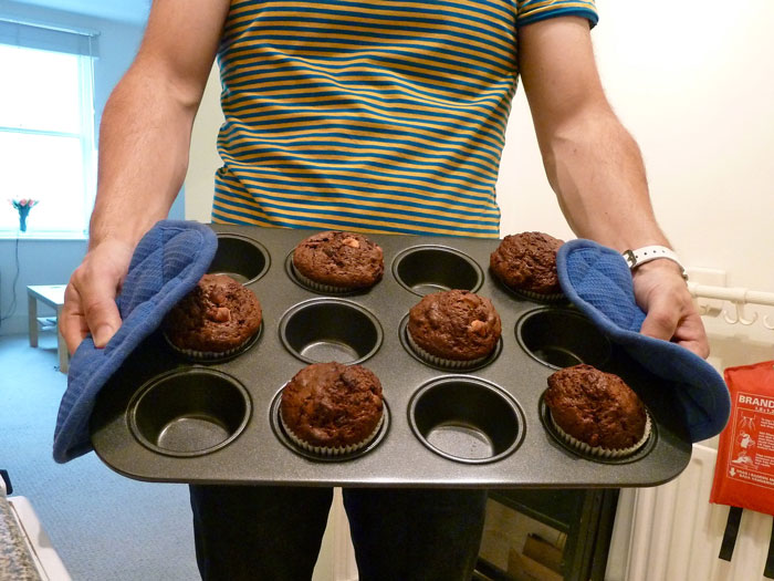 Woman Can’t Stand Niece “Helping” Her Out In Bakery, Family Drama Ensues Woman Can’t Stand Niece “Helping” Her Out In Bakery, Family Drama Ensues