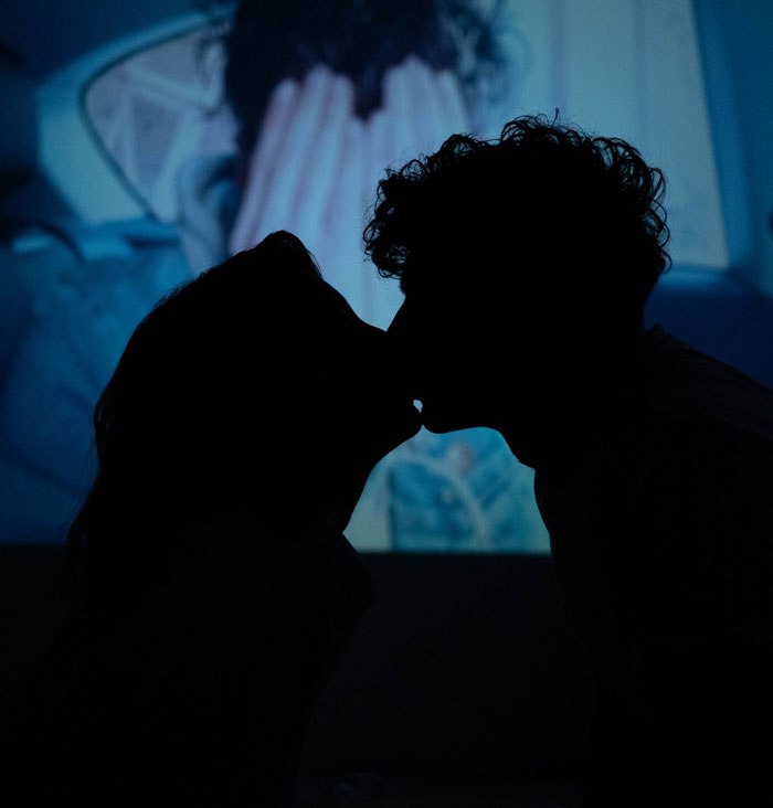 Teacher Proves His Point To Principal By Reporting Every Problematic Conversation With A Student