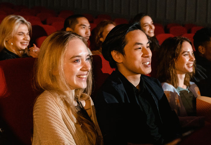 “Went To Cinema, Got Called ‘Negative’ For Asking 3 People To Stop Talking And Using Their Phones” “Went To Cinema, Got Called ‘Negative’ For Asking 3 People To Stop Talking And Using Their Phones”