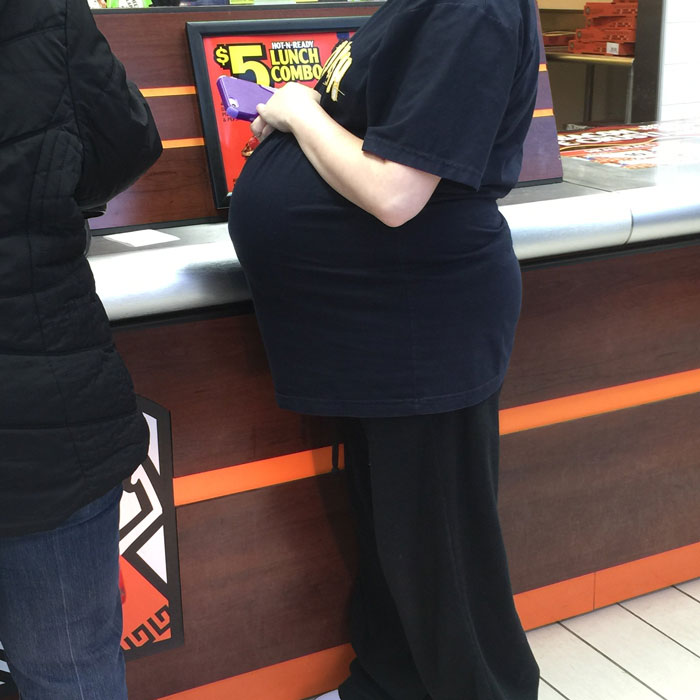 Folks Jump In To Protect Pregnant Woman Who&rsquo;s Aggressively Confronted By An Elderly Karen