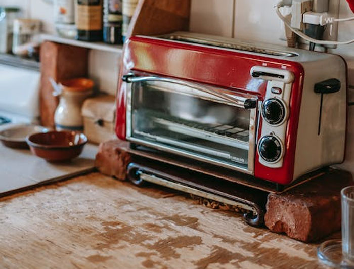 30 “Must-Have Items” That Save Money, According To The Internet