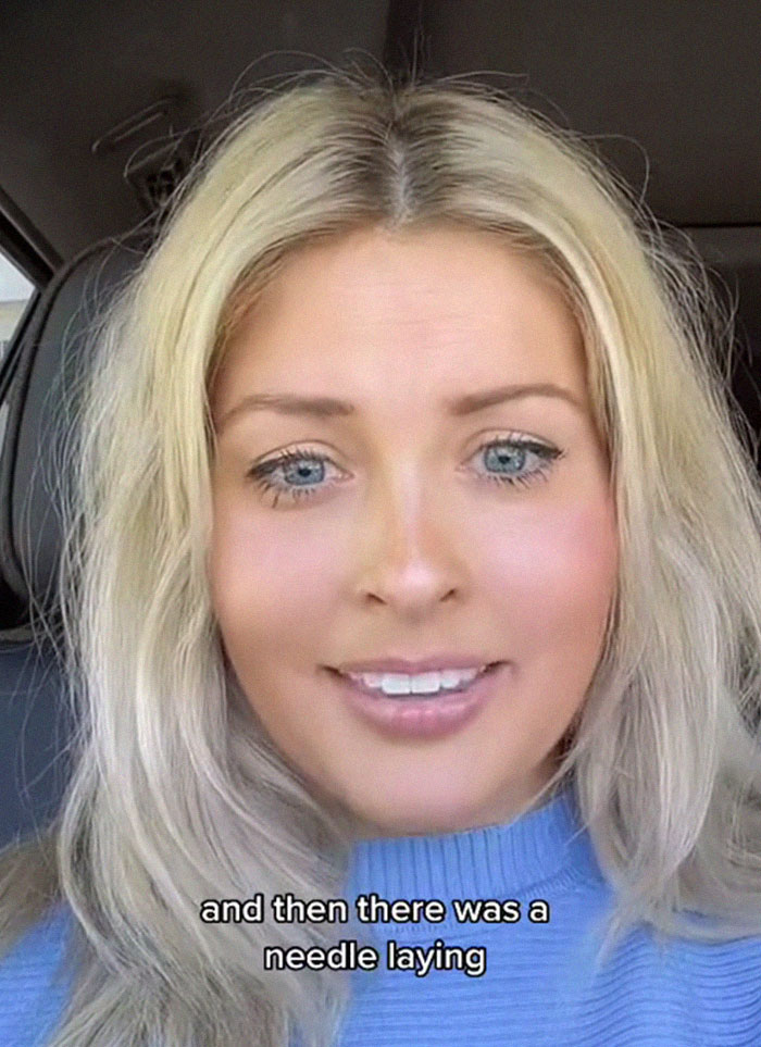 “I Kept It Secret For 25 Years”: Woman Reveals She’s Literally Responsible For Sister’s Birth “I Kept It Secret For 25 Years”: Woman Reveals She’s Literally Responsible For Sister’s Birth