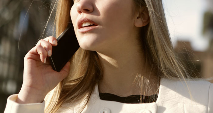 Guy Is Annoyed With Neighbor&rsquo;s Late Evening Chats On The Phone By His Window, Chooses Pettiness