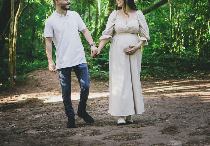 Woman Bursts Into Laughter After Cheating Ex And His Fianc&eacute;e Ask Her To Carry Their Child