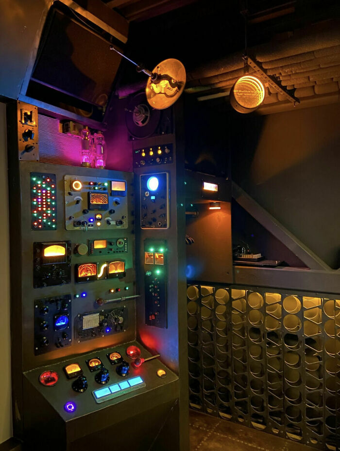 I Spent Two Years Making An Immersive Space With My Own Hands