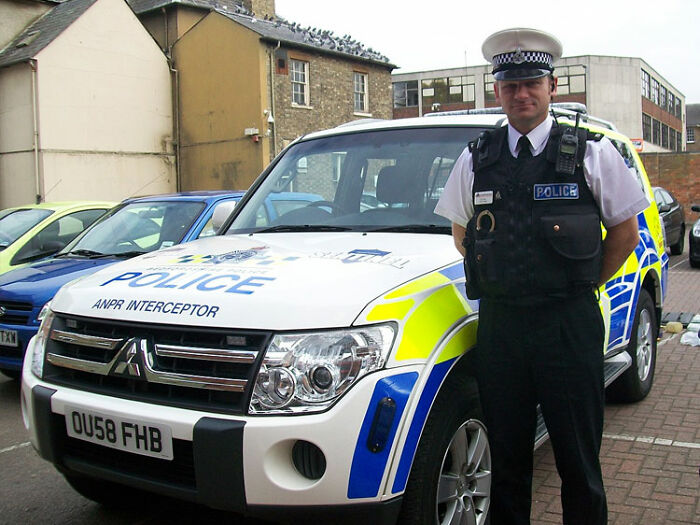 Woman Goes Viral With 50 ‘Socially Acceptable’ Things In The UK That Would Confuse Americans