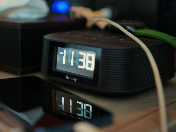 Woman Goes Viral With 50 ‘Socially Acceptable’ Things In The UK That Would Confuse Americans