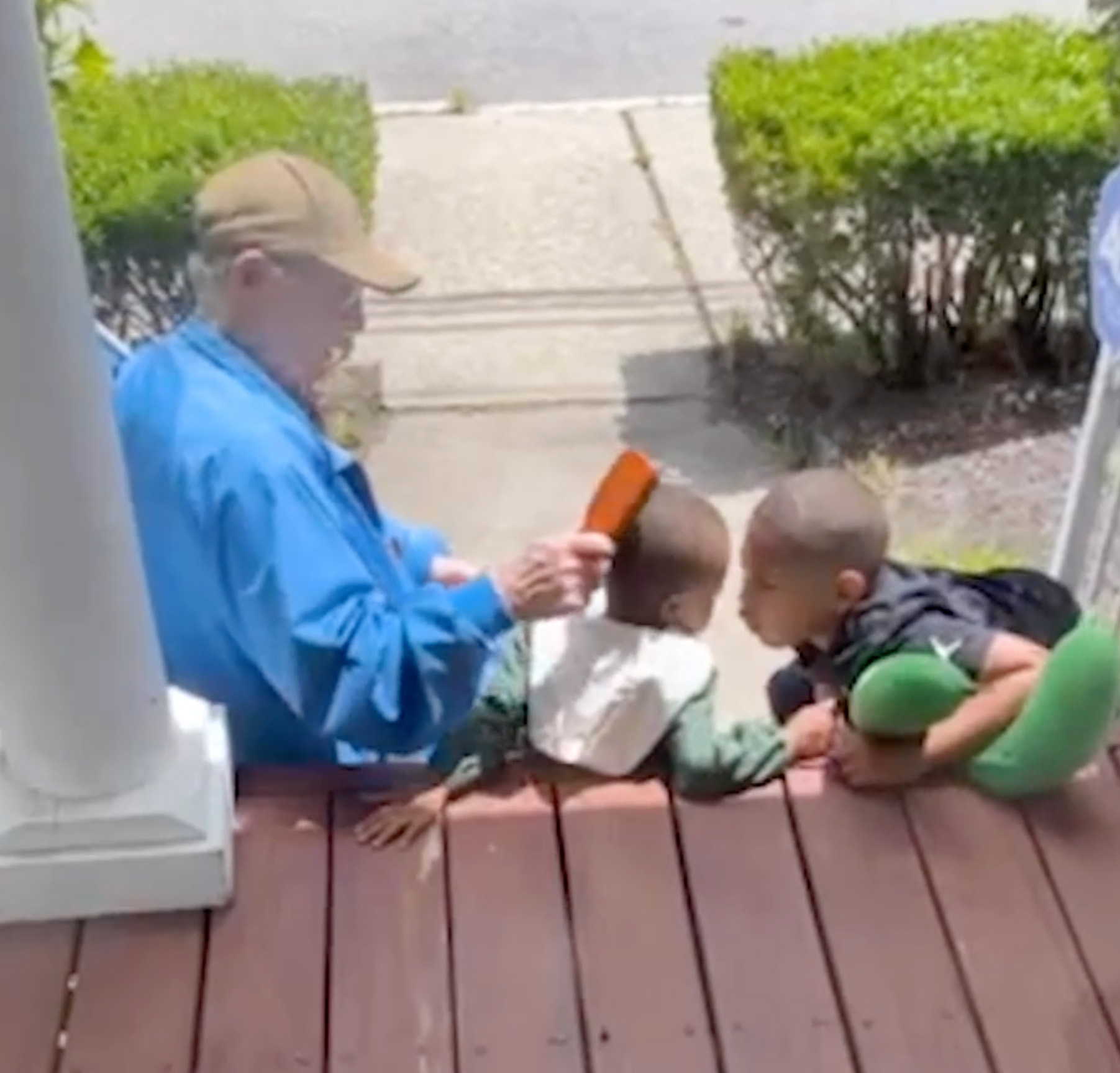 Family Of 7 Finds A Grandpa In Their 82 Y.O. Neighbor Living Next To Their New House