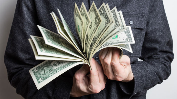 Woman Consults Online Community On Whether She Should Do A Background Check On Her Boyfriend