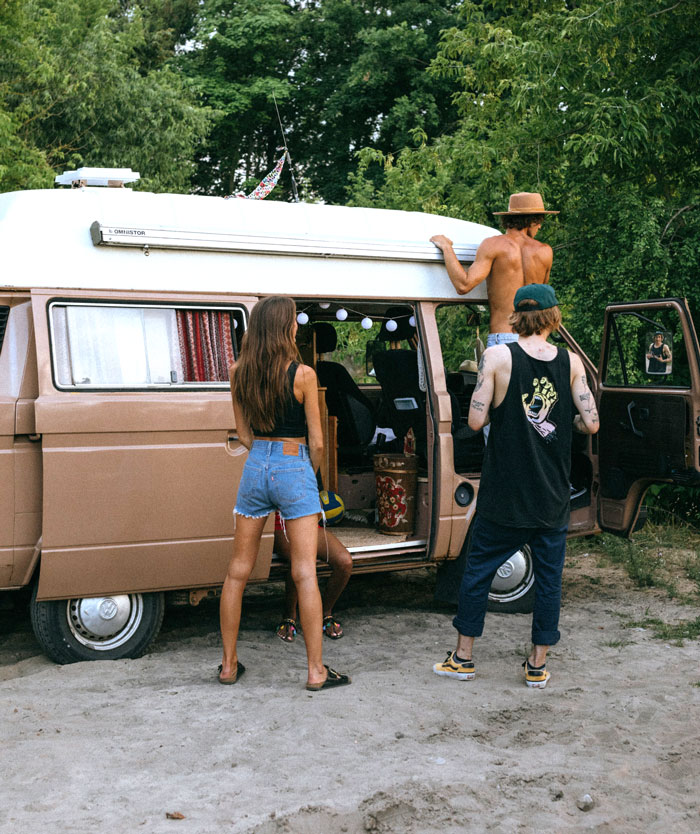 &ldquo;Bug, Missed Him&rdquo;: Woman Gets Hit By Niece On Purpose, Spills Coffee On Her, Enraging The Parents