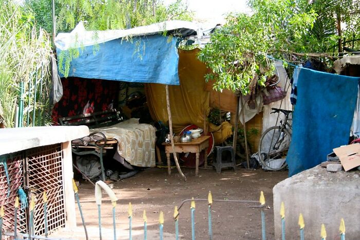 People Speak Out About Life-Turning Things That Helped Them Stop Being Broke (30 Answers)