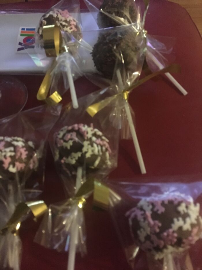 Chocolate Brownie Cake Pops For School Bake Sale
