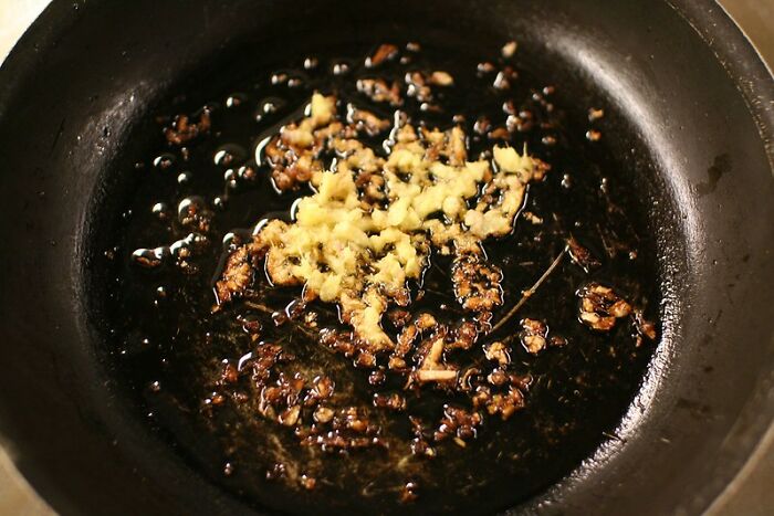 "Kylie Jenner Ramen 'Recipe'": 30 Stupid Food Trends Started On Social Media, According To Folks Online