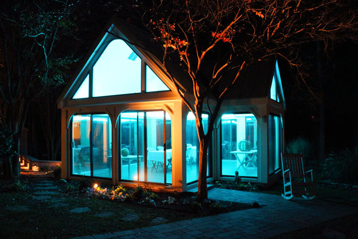 Guy Is Annoyed With Neighbor&rsquo;s Late Evening Chats On The Phone By His Window, Chooses Pettiness