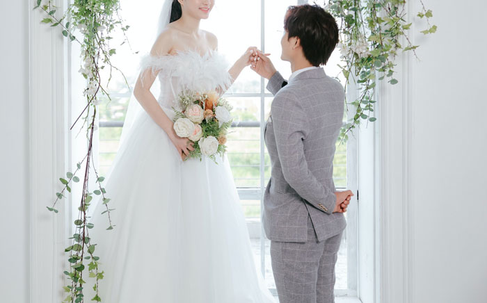 Bride Outsmarts Cousin Who Wanted To Propose At Her Wedding