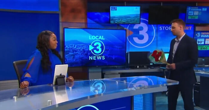 News Reporter Stunned As Boyfriend Plans A Surprise Proposal On Set News Reporter Stunned As Boyfriend Plans A Surprise Proposal On Set