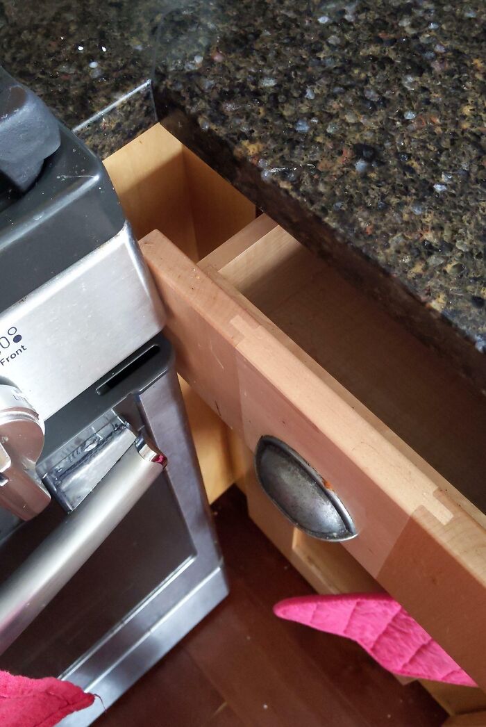 My Landlord Gave Us A New Oven