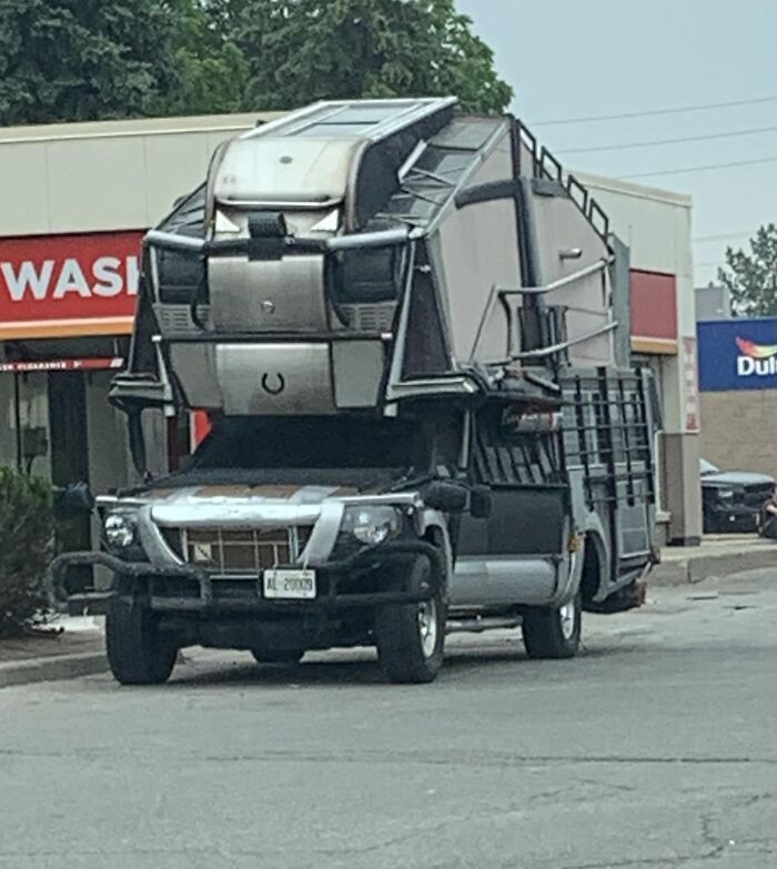 Parece un decepticon