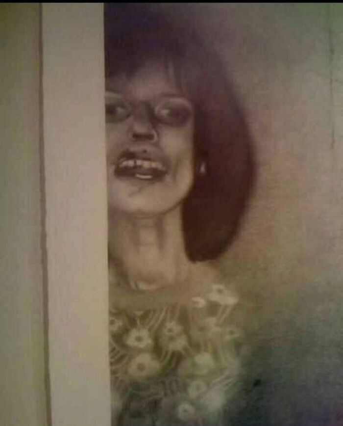 Annelise Michel Began Blacking Out At School, She Would Soon Start Convulsing, Vomiting And Eating Her Own Hands And Drinking Her Own Urine. She Underwent 67 Exorcisms And Died In 1976