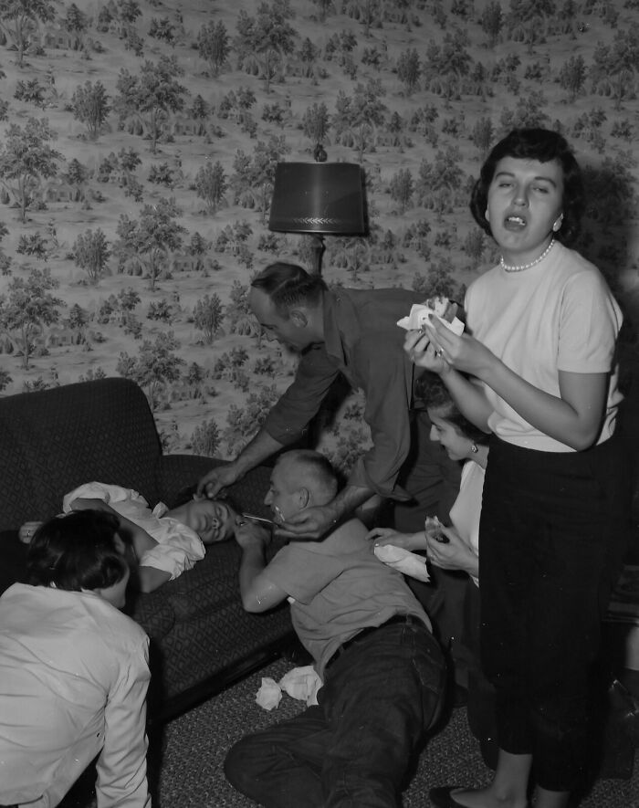 The Unexplained Photo, Circa 1955