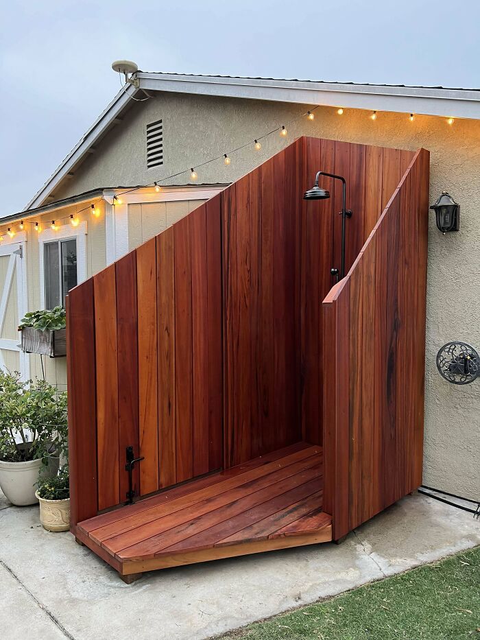 Tiger Wood Outdoor Shower