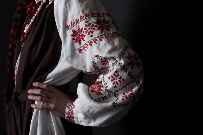 New Mural "Nezlamna" Set To Commemorate The Strength Of The Ukrainian People (16 Pics)