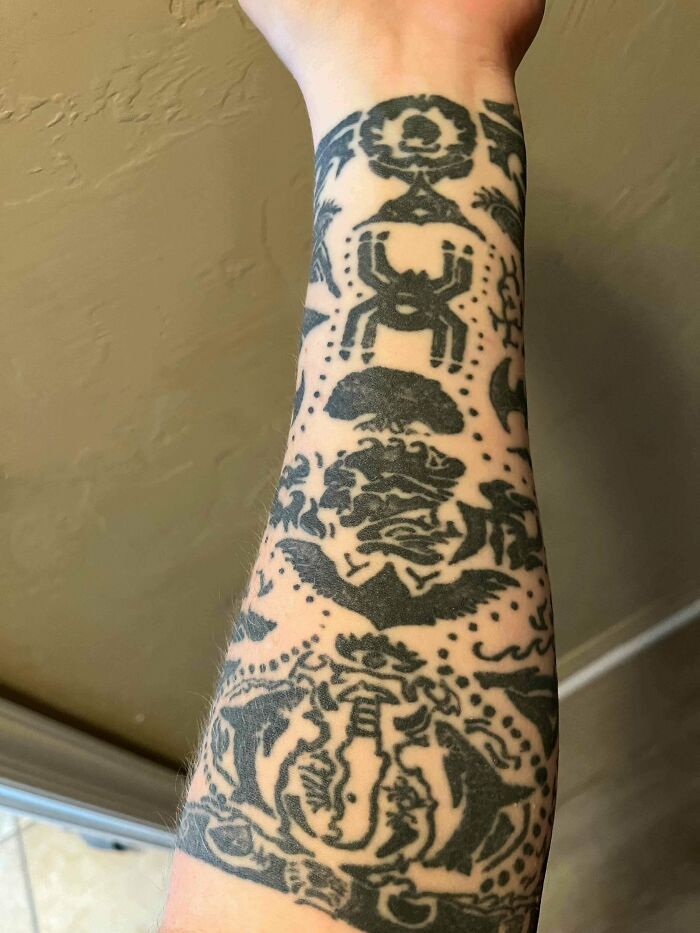 What Happens When You’re Young And Decide To Get A Tattoo In Someone’s Living Room? This Mess