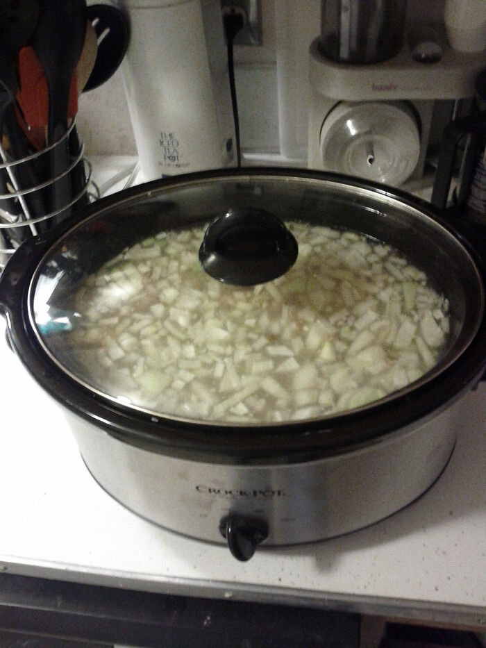 "Kylie Jenner Ramen 'Recipe'": 30 Stupid Food Trends Started On Social Media, According To Folks Online