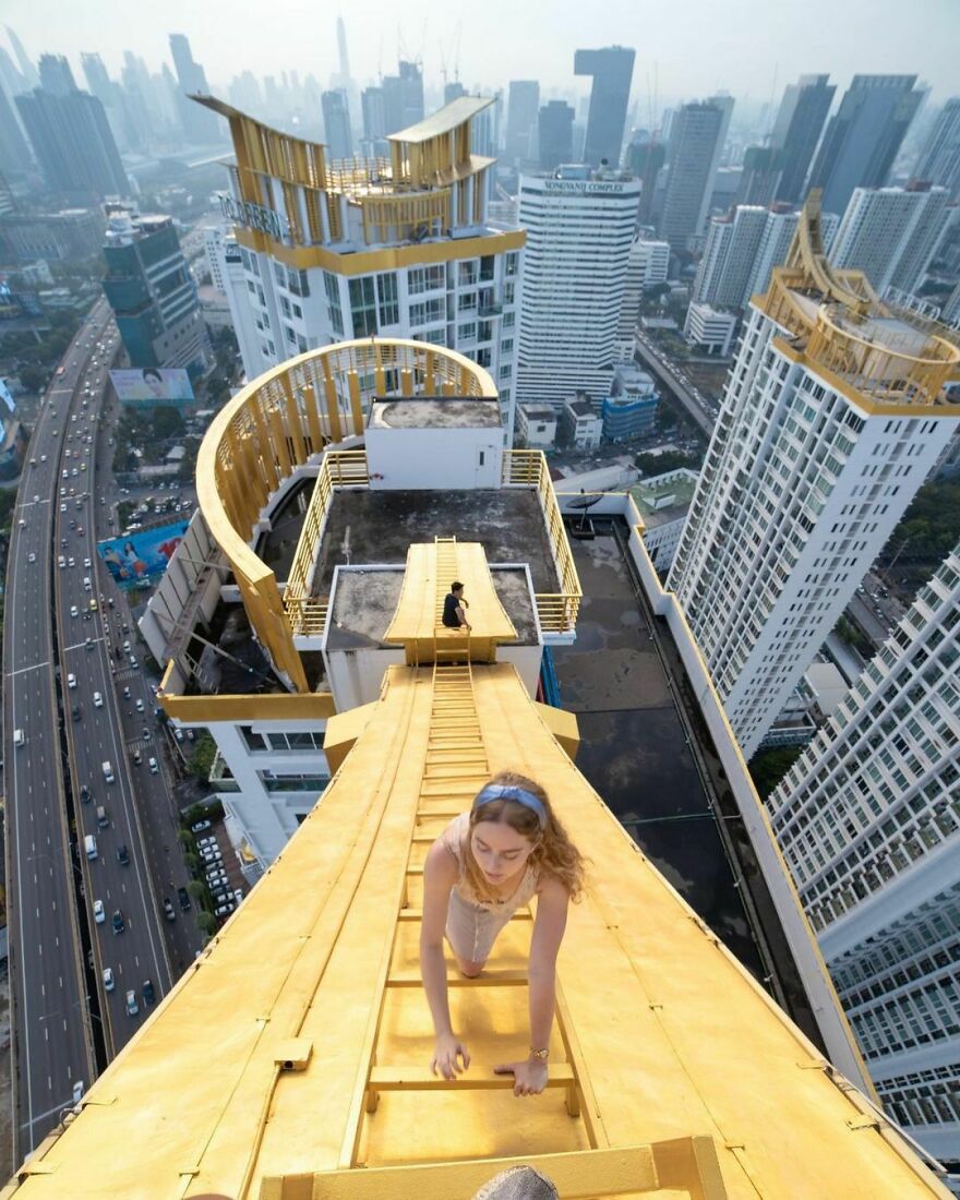 That's a really nice rooftop to climb