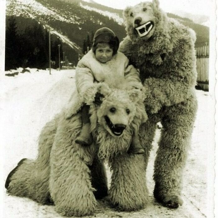 30 "Cursed Images" That Give Off An Uneasy Vibe, As Shared By This Instagram Page