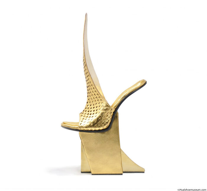 Oscillation Os2 By Carolin Holzhuber