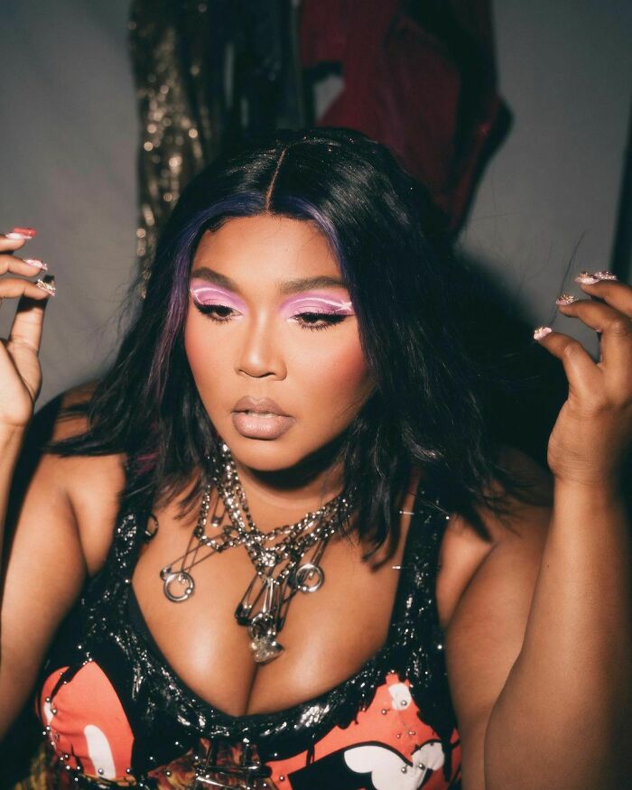 “My Soul Is Crushed”: Fans React As Lizzo Accused Of Harassment And Weight-Shaming “My Soul Is Crushed”: Fans React As Lizzo Accused Of Harassment And Weight-Shaming