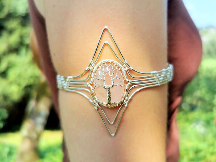 I Used Ten Meters Of Wire To Make This Piece Of Jewelry (8 Pics)