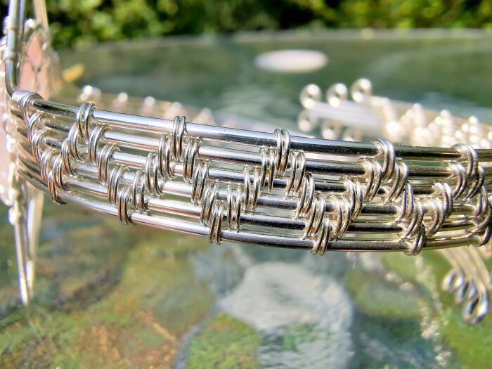 I Used Ten Meters Of Wire To Make This Piece Of Jewelry (8 Pics)