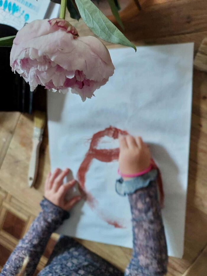 If Your Neighbor Is An Artist, Visit Them (10 Pics)