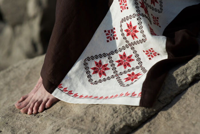 New Mural "Nezlamna" Set To Commemorate The Strength Of The Ukrainian People (16 Pics)