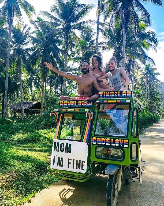 "Mom I'm Fine", The Instagram Account That Serves To Calm The Mother(New Pics)