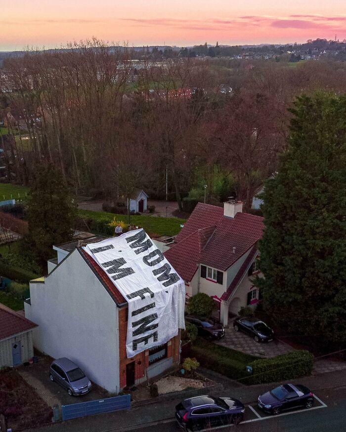 "Mom I'm Fine", The Instagram Account That Serves To Calm The Mother(New Pics)